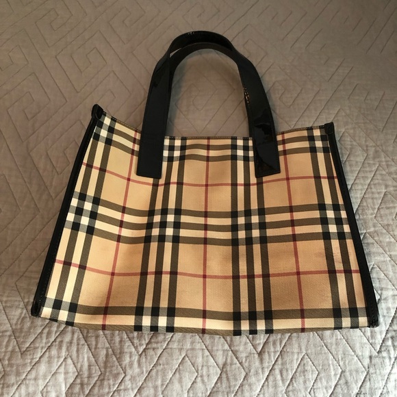 Womens Burberry handbag
